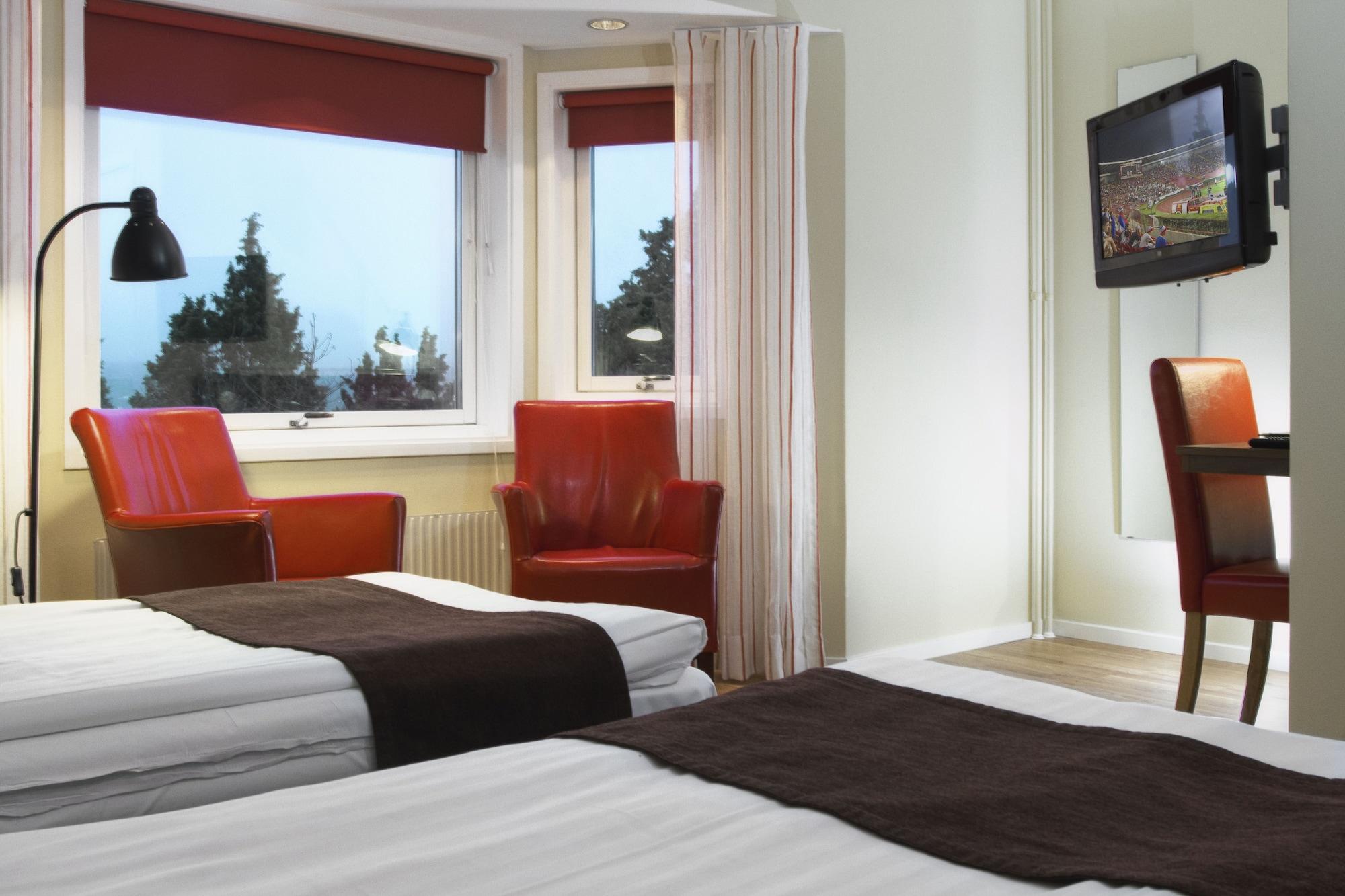 Bohusgarden Hotell & Konferens Uddevalla Exterior foto