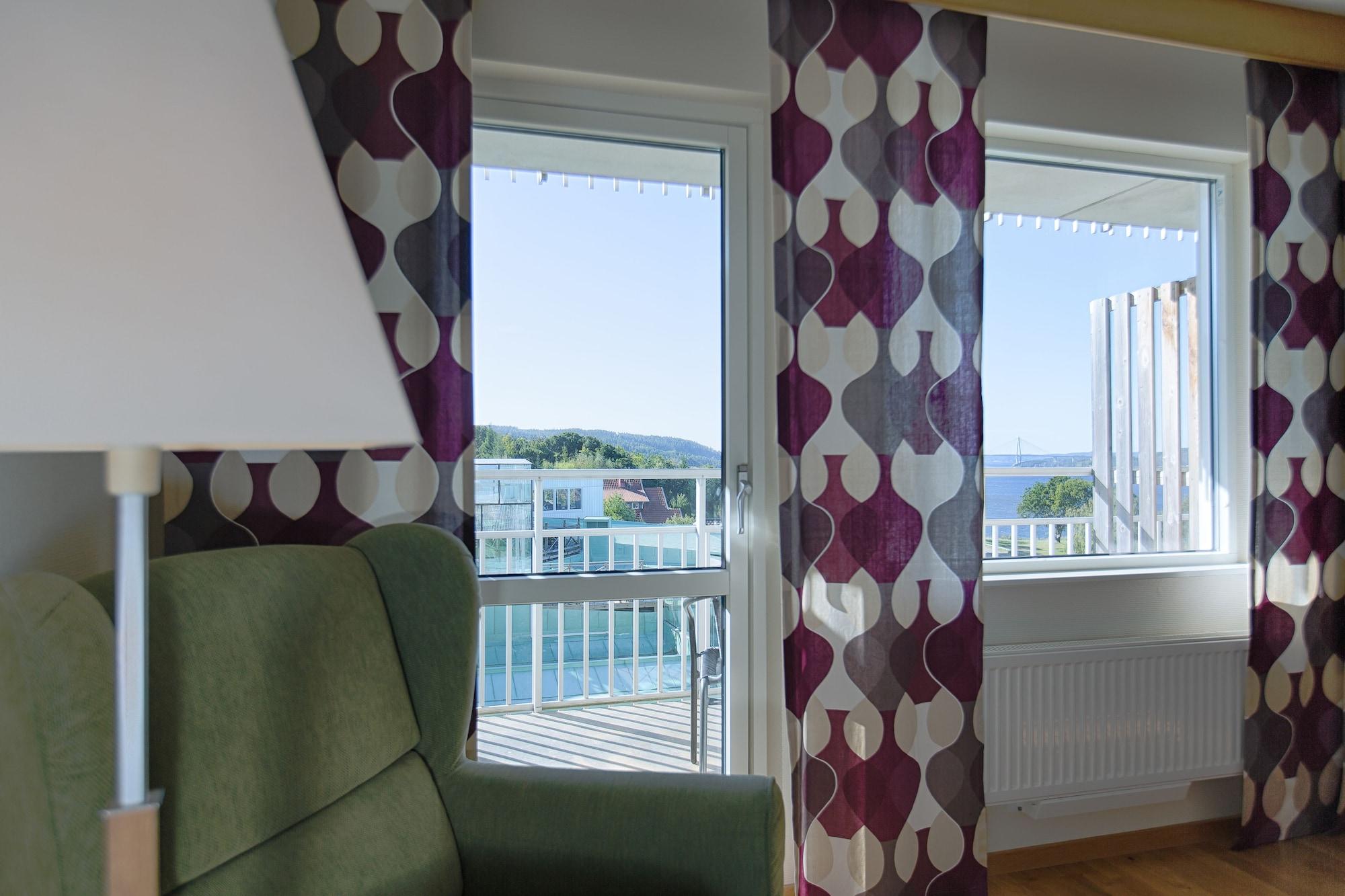Bohusgarden Hotell & Konferens Uddevalla Exterior foto