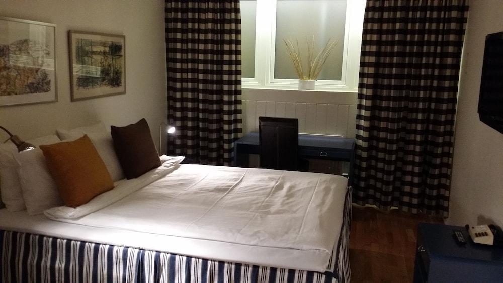 Bohusgarden Hotell & Konferens Uddevalla Exterior foto