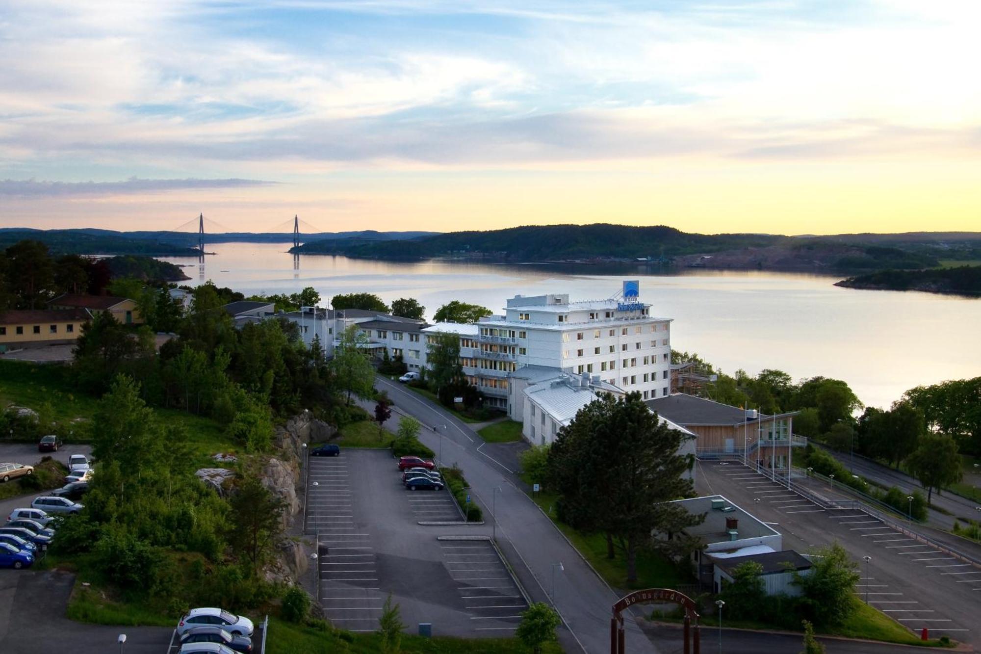 Bohusgarden Hotell & Konferens Uddevalla Exterior foto